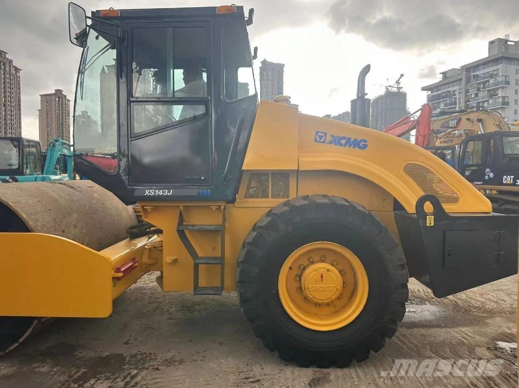 XCMG XS 183 J Walzenzüge