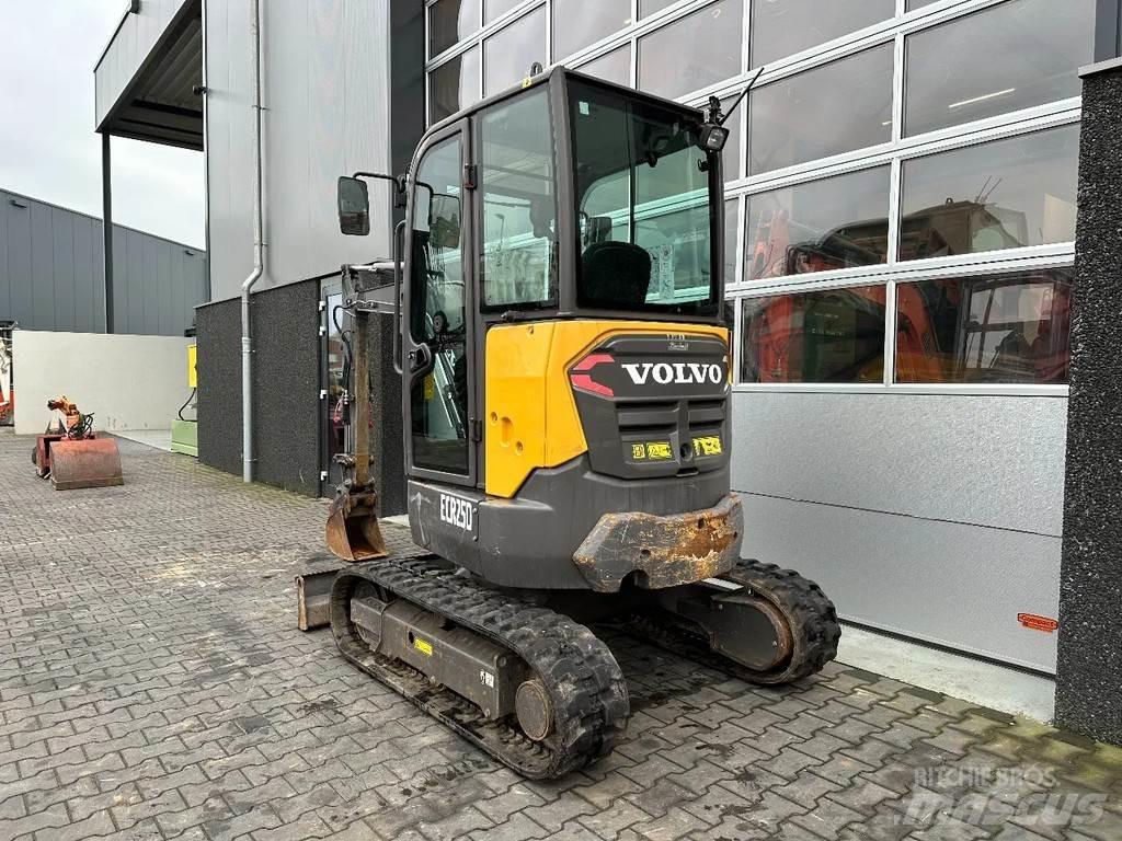 Volvo ECR25D Minibagger < 7t