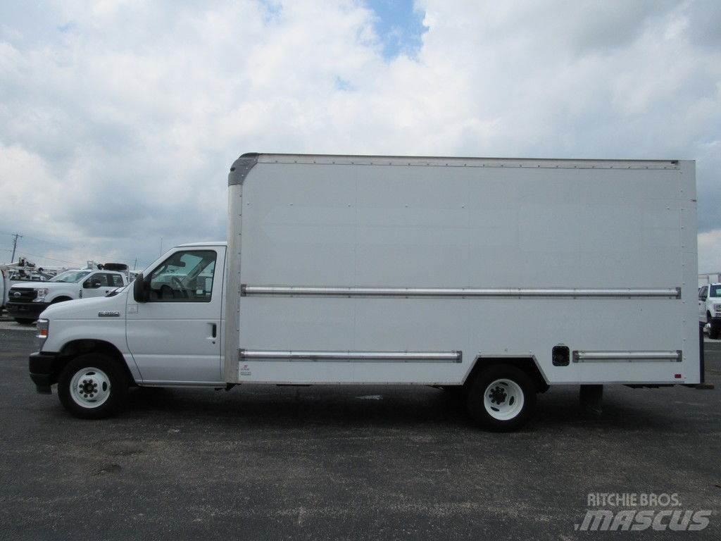 Ford E-350 Kofferaufbau
