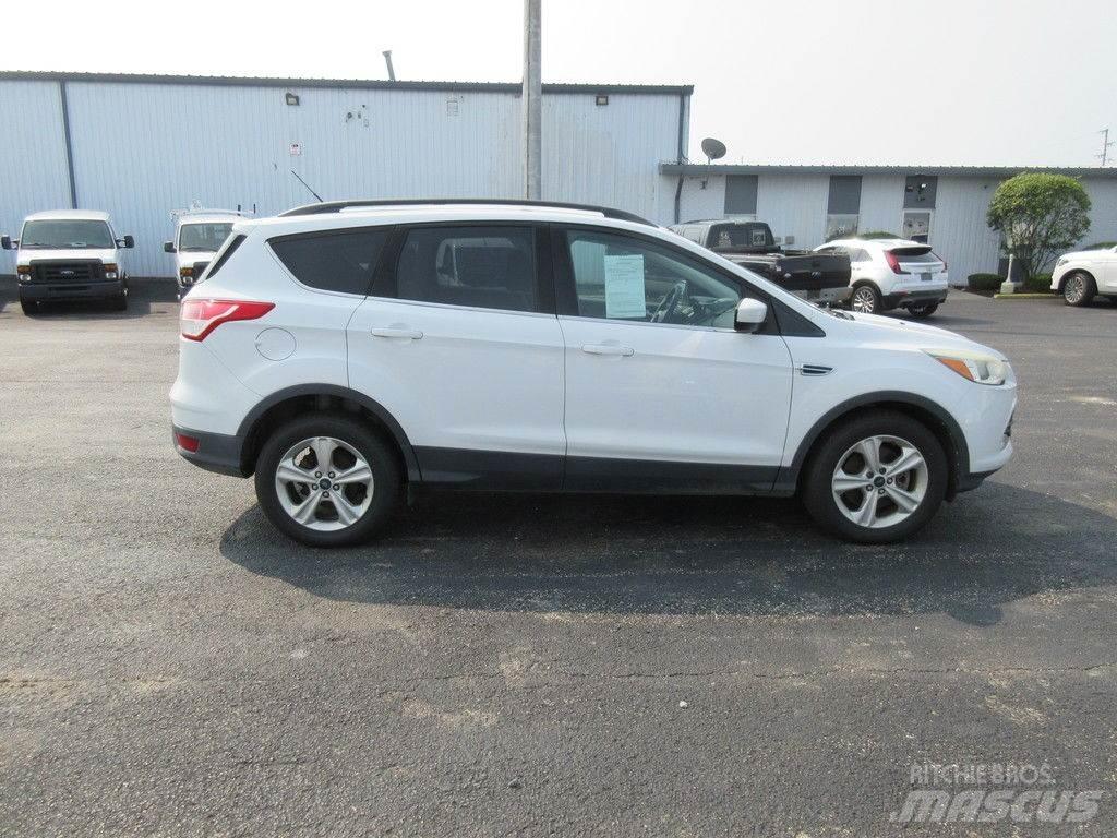 Ford Escape PKWs