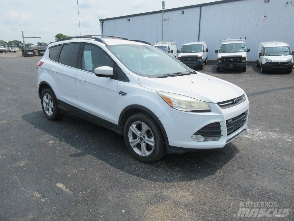 Ford Escape PKWs