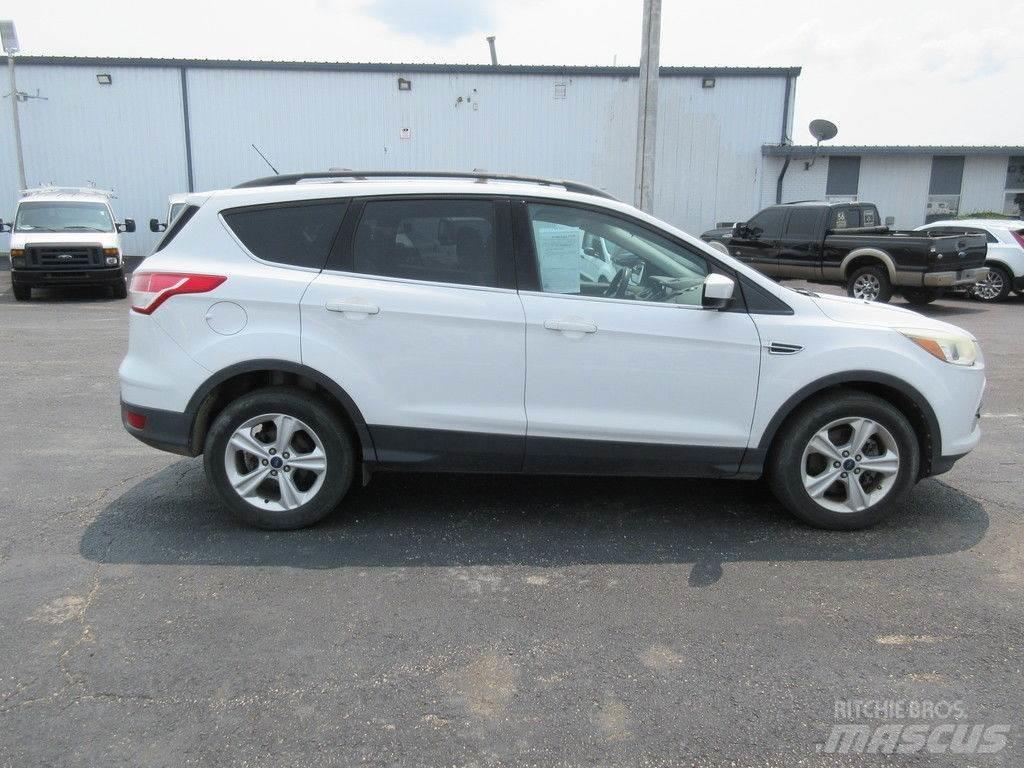 Ford Escape PKWs