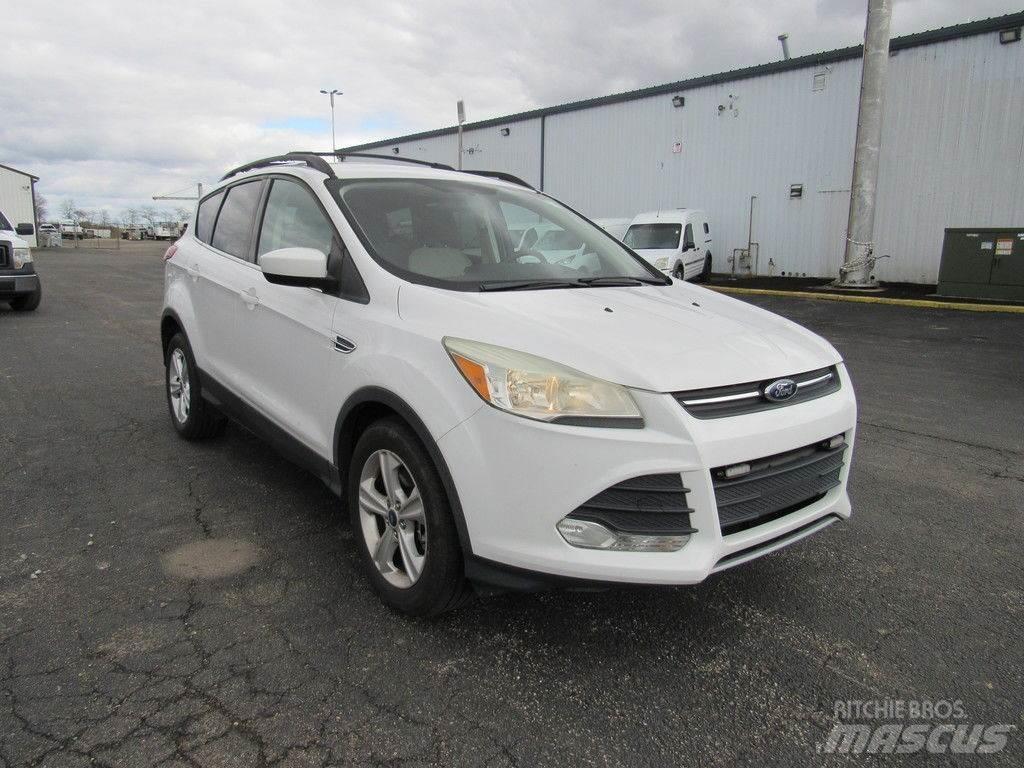 Ford Escape PKWs