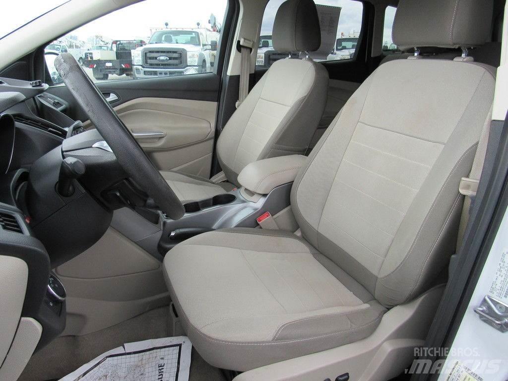 Ford Escape PKWs