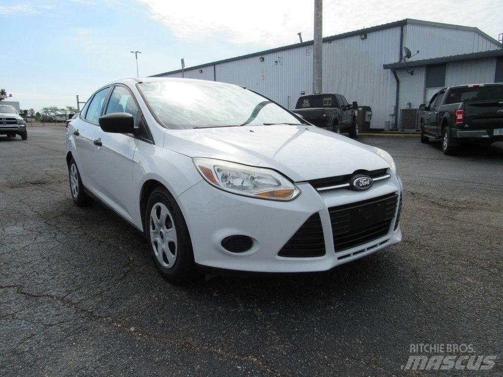 Ford Focus PKWs
