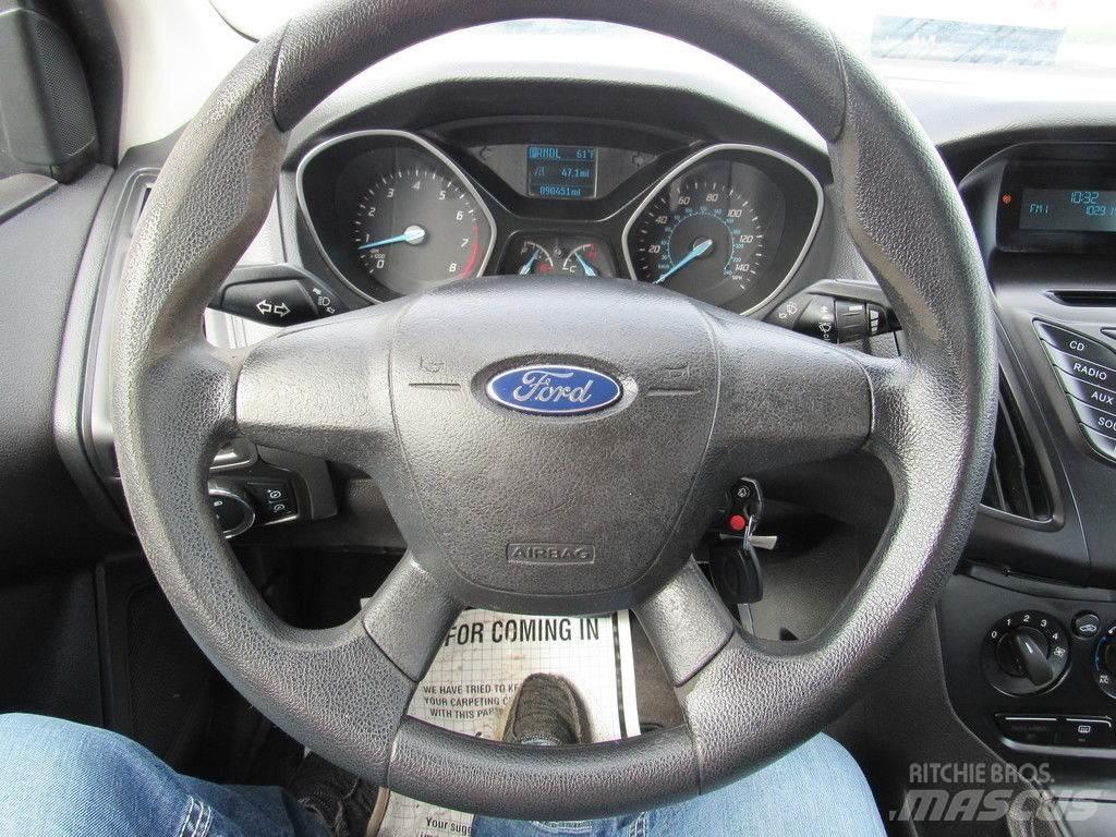 Ford Focus PKWs