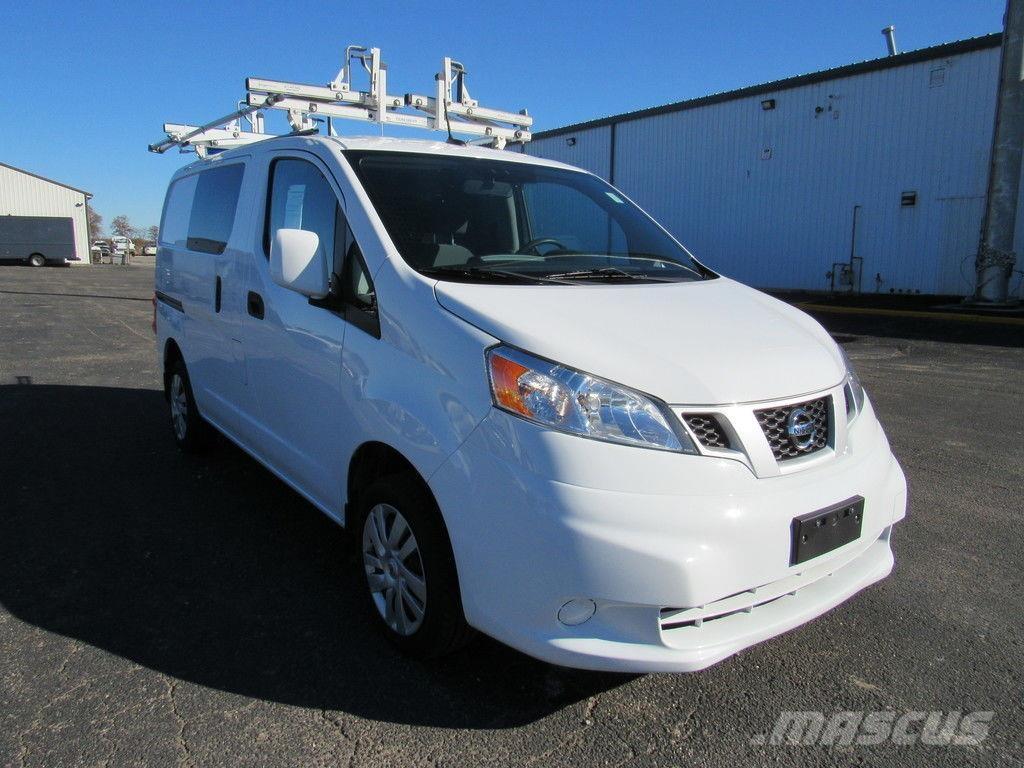 Nissan NV200 Lieferwagen