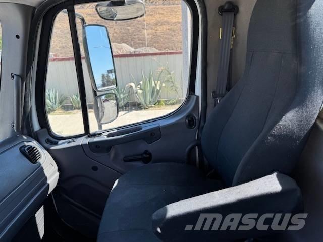 Freightliner M 112 Wechselfahrgestell
