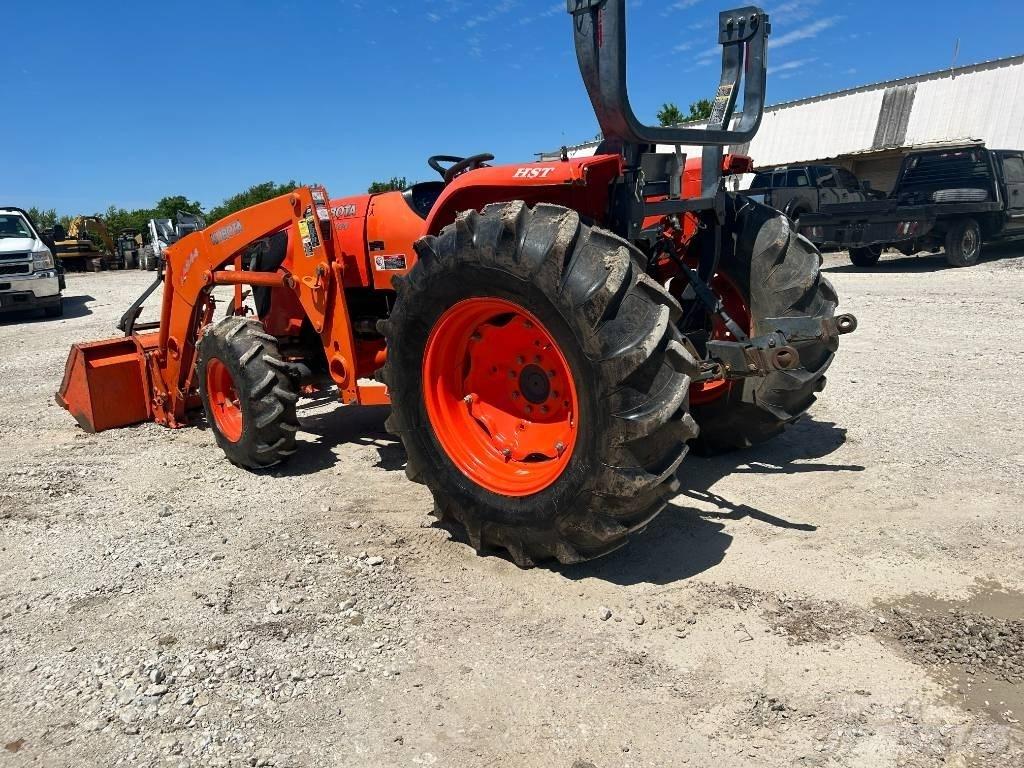 Kubota MX 5100 Traktoren
