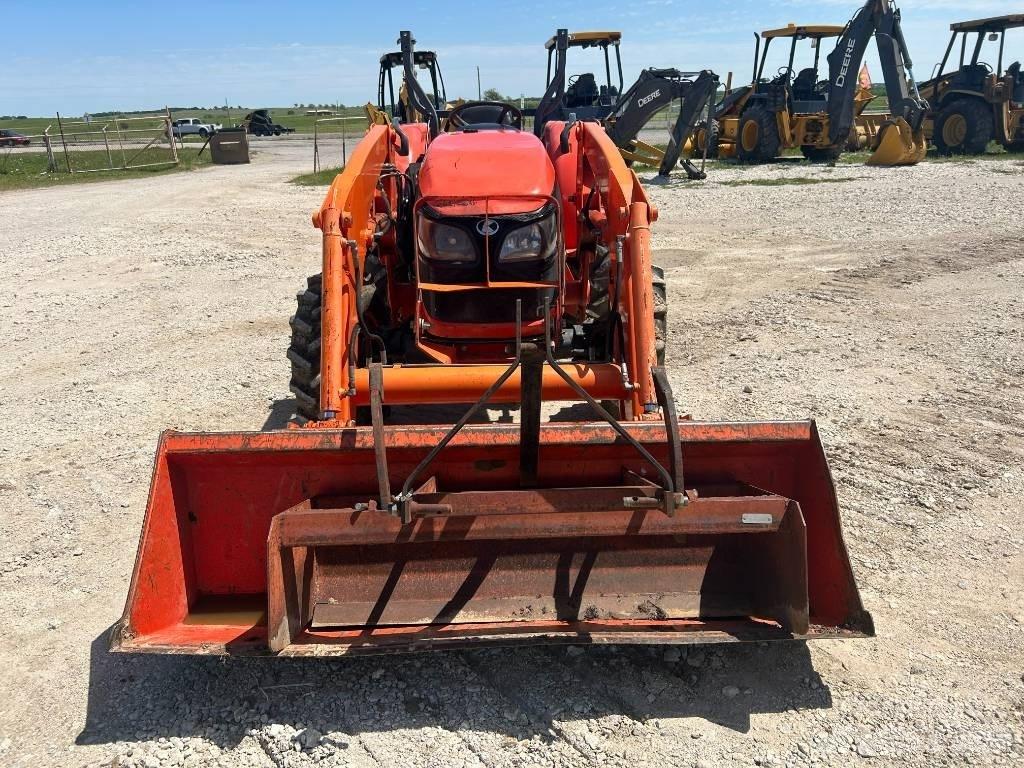 Kubota MX 5100 Traktoren