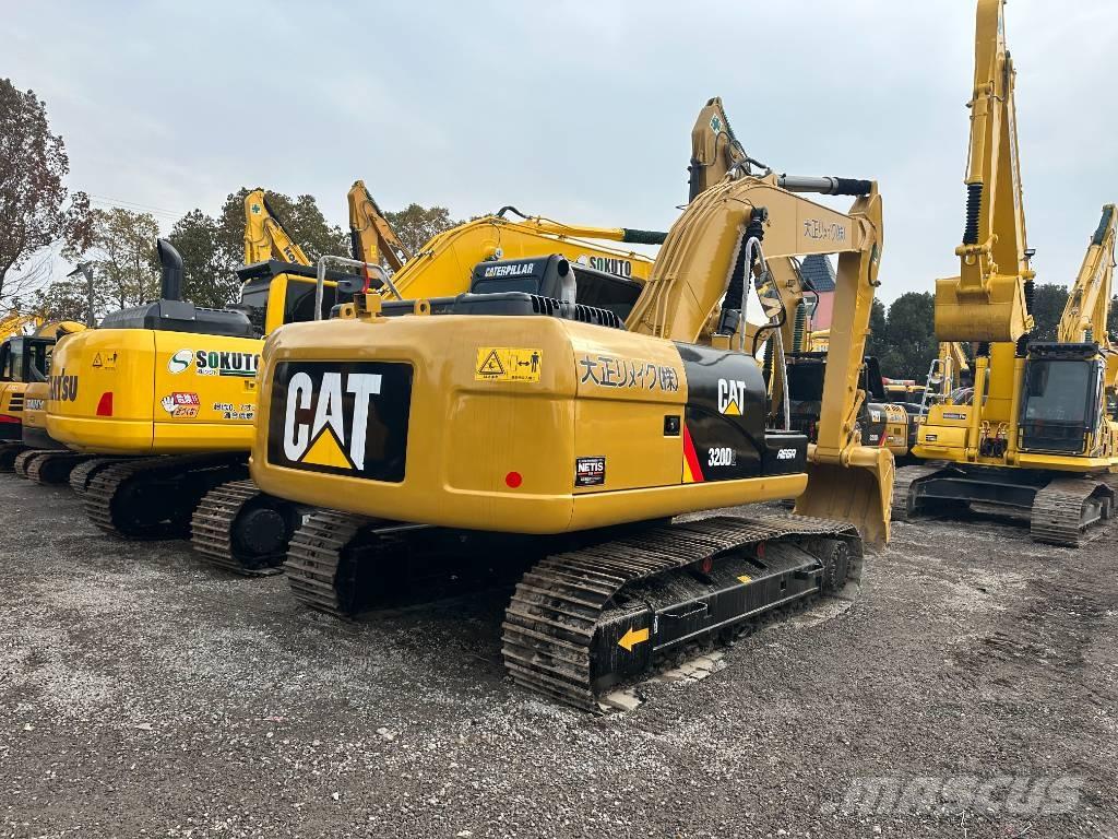 CAT 320 D2 Raupenbagger