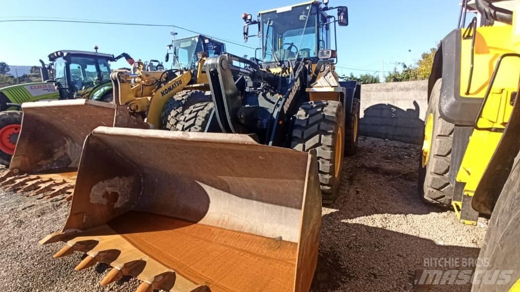 Komatsu WA250PZ-5 Radlader