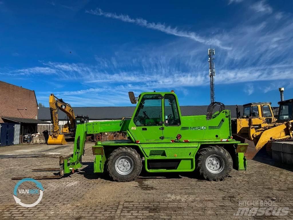 Merlo P30.13EV Teleskoplader