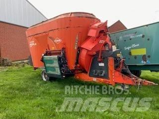 Kuhn Typ 2070 Futtermischwagen