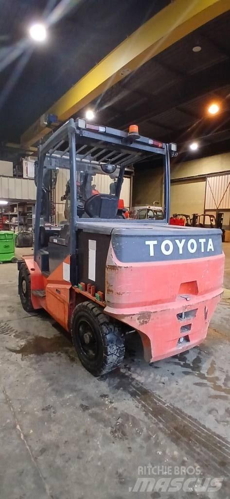 Toyota 8FBMHT60 Elektrische heftrucks