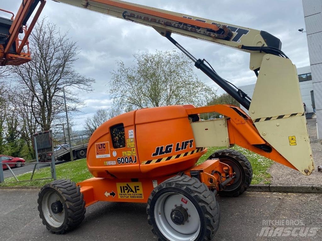 JLG 600 AJ Gelenkteleskoparbeitsbühnen