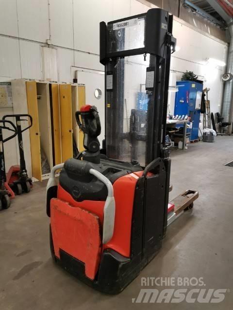 Toyota SPE120L Deichselstapler