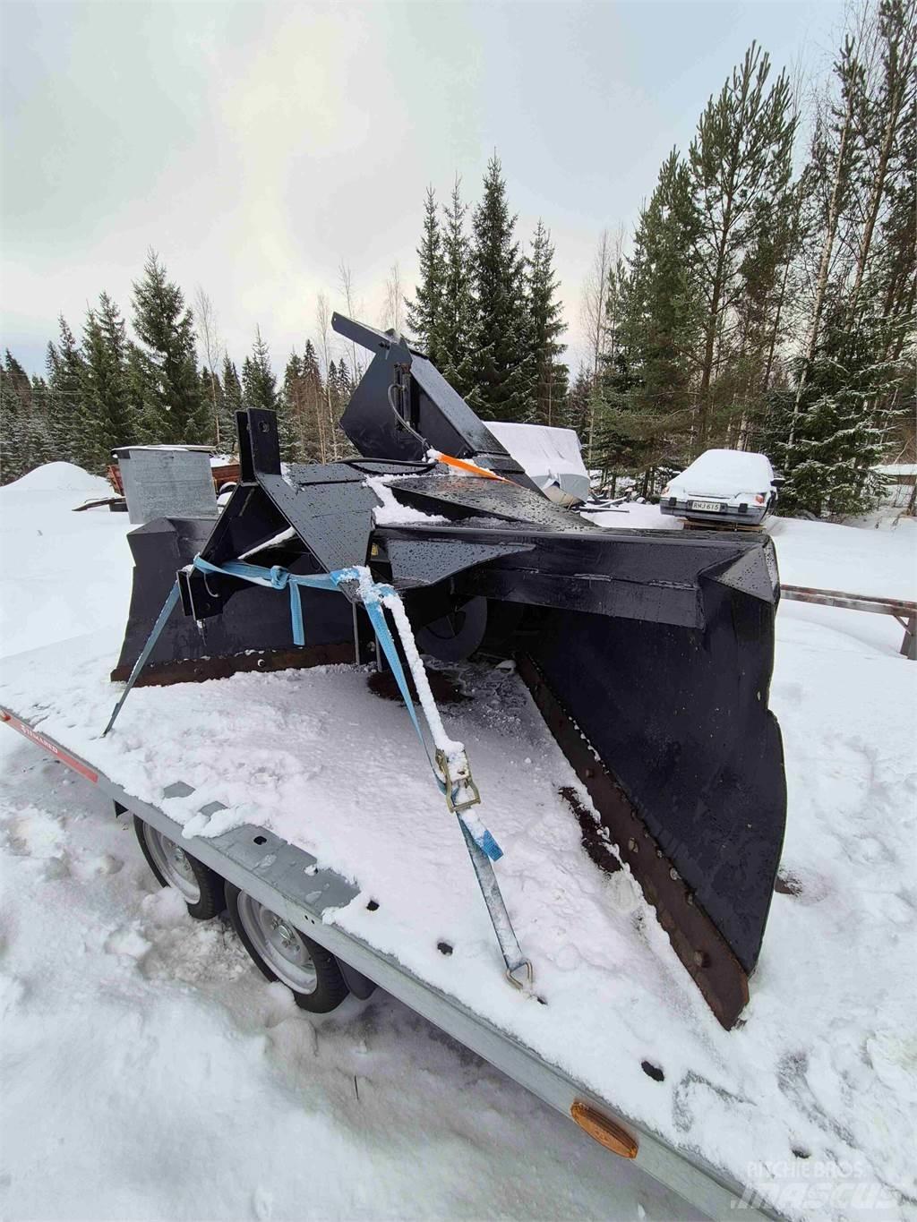 Leppä 255 Schneefräse