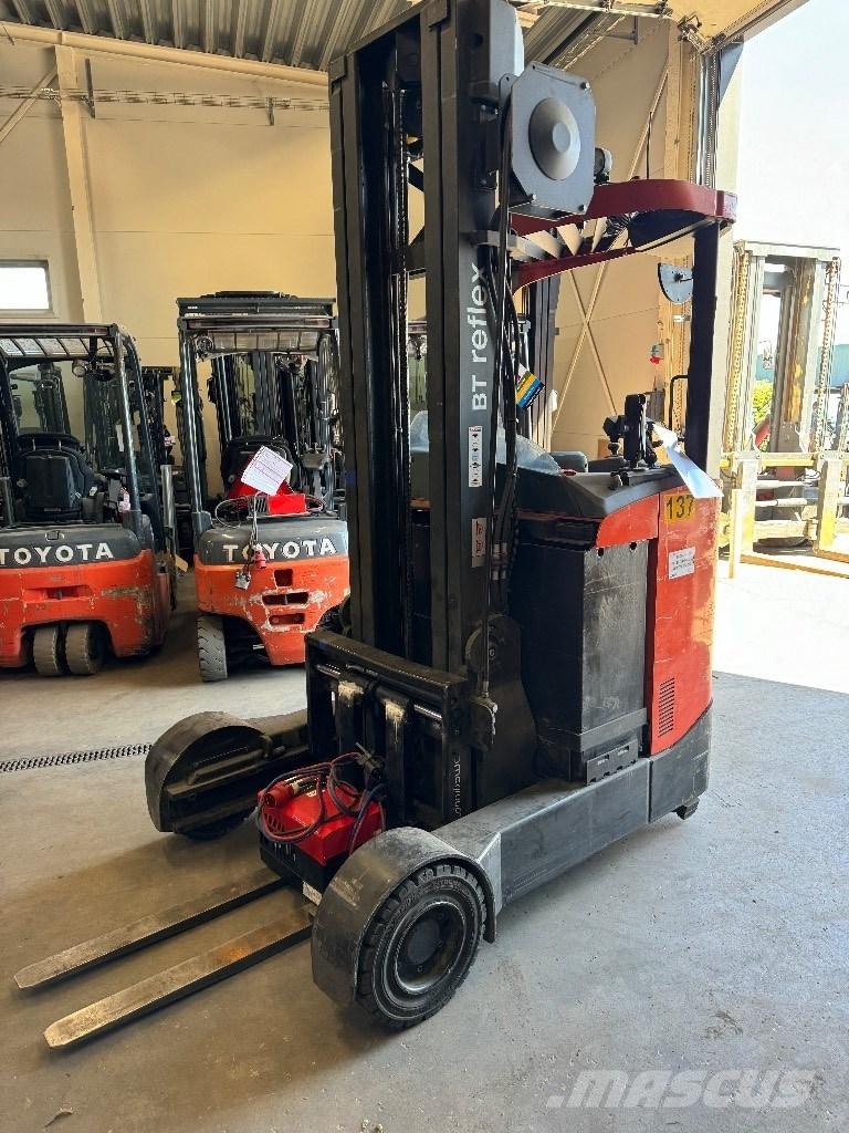 Toyota RRE160R Schubmaststapler