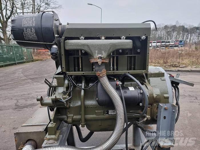  Engines F4L912 Transport Sonstige