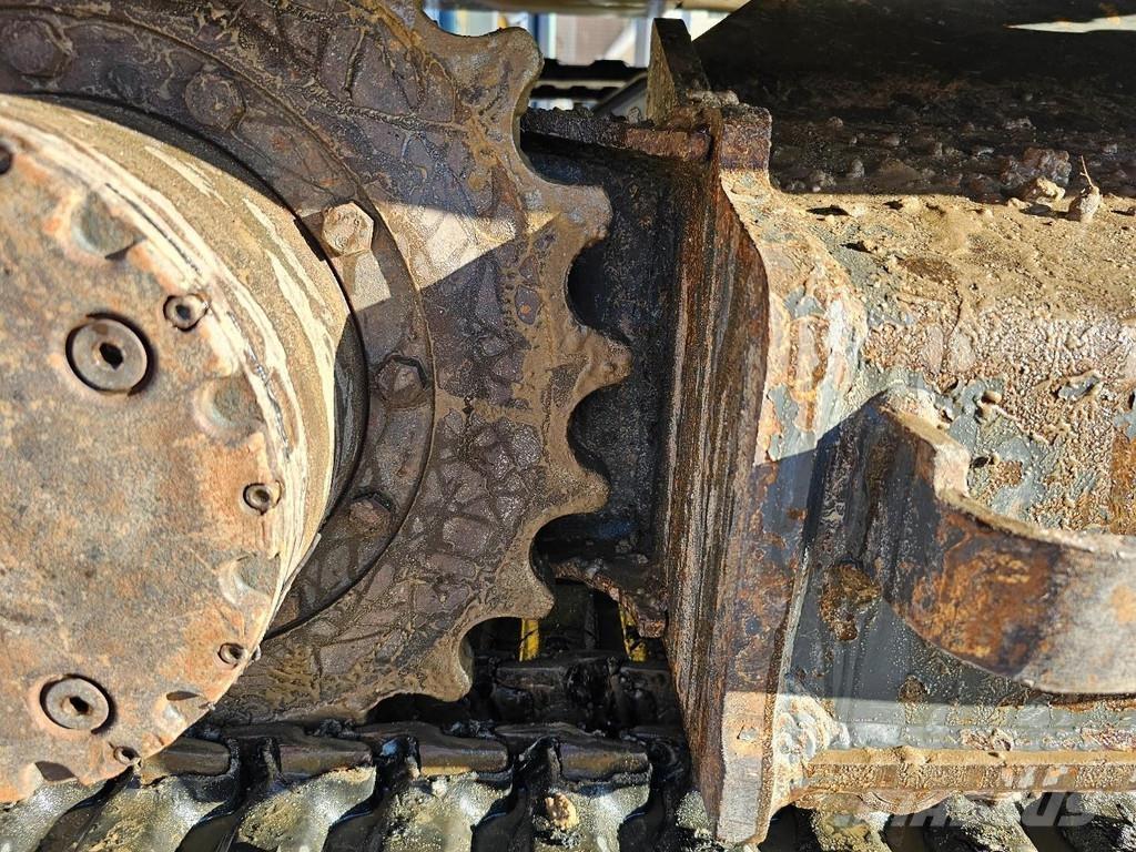 New Holland E80 Midibagger  7t - 12t