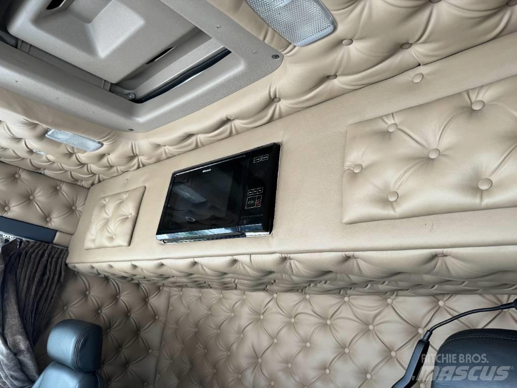 Scania R 520 LB8x4*4 Abrollkipper