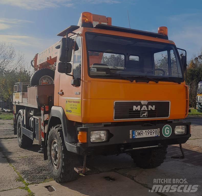 Wumag WT 260 LKW-Arbeitsbühnen