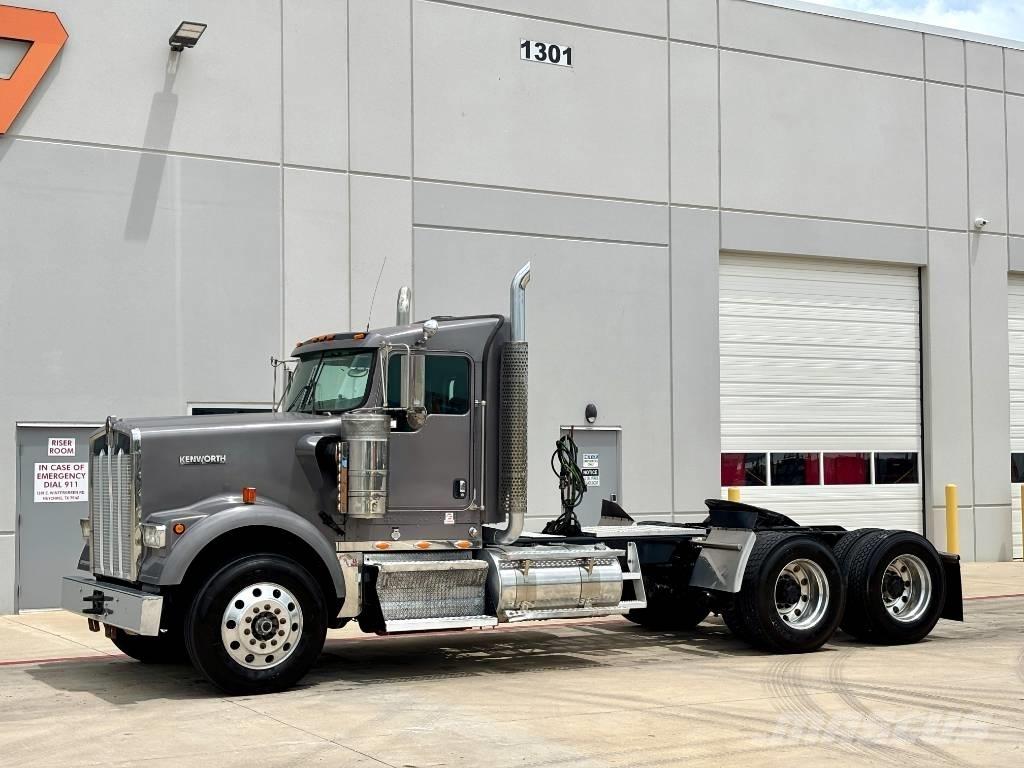 Kenworth W 900 Sattelzugmaschinen