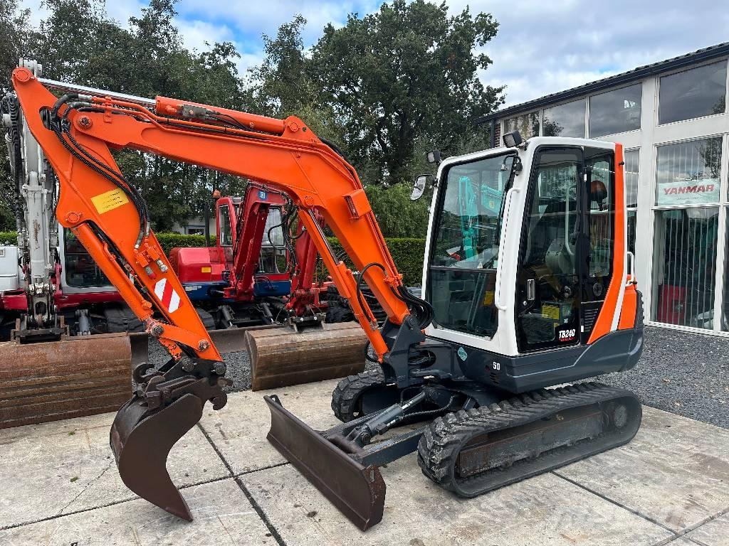 Takeuchi TB 235 CR Minibagger < 7t