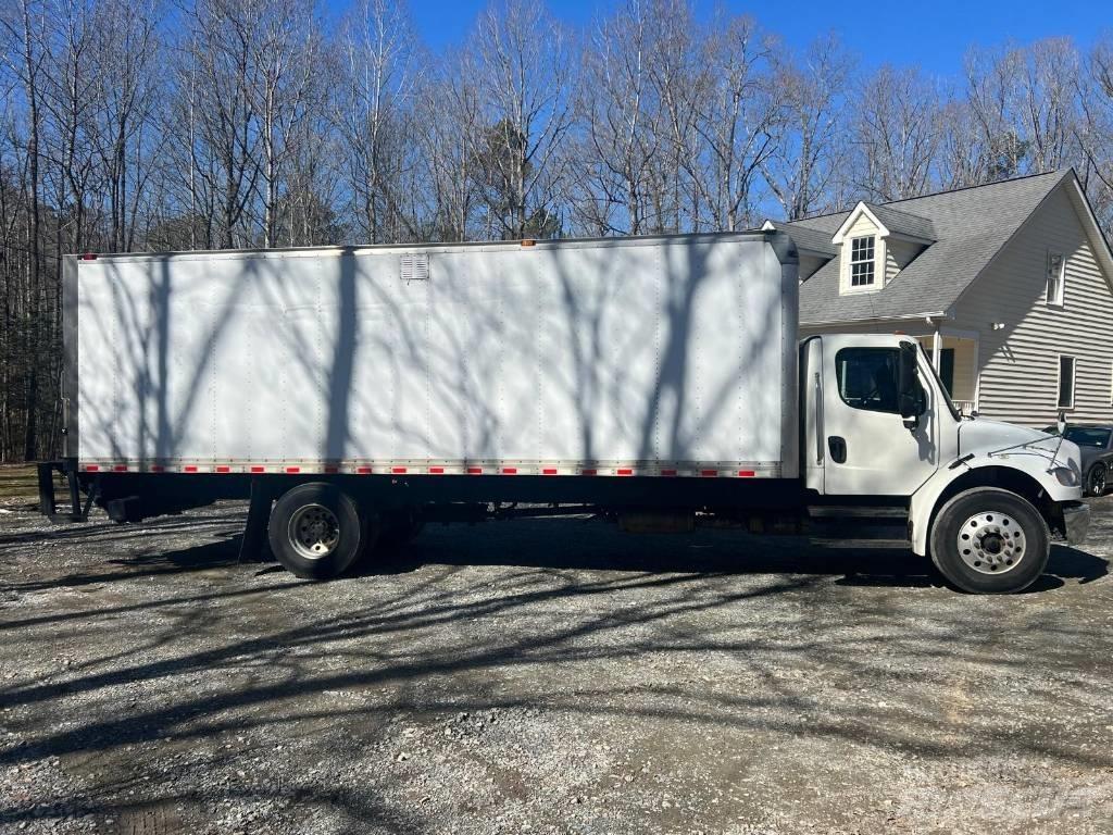 Freightliner M2106 Andere Fahrzeuge