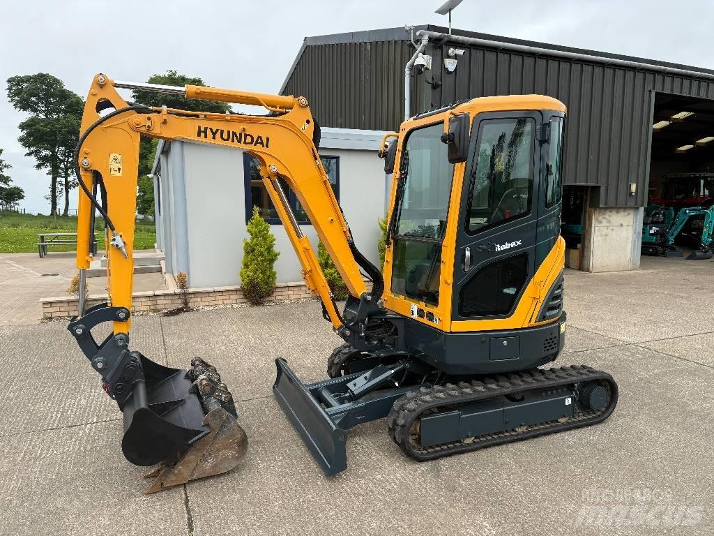 Hyundai R25Z-9 AK Minibagger < 7t