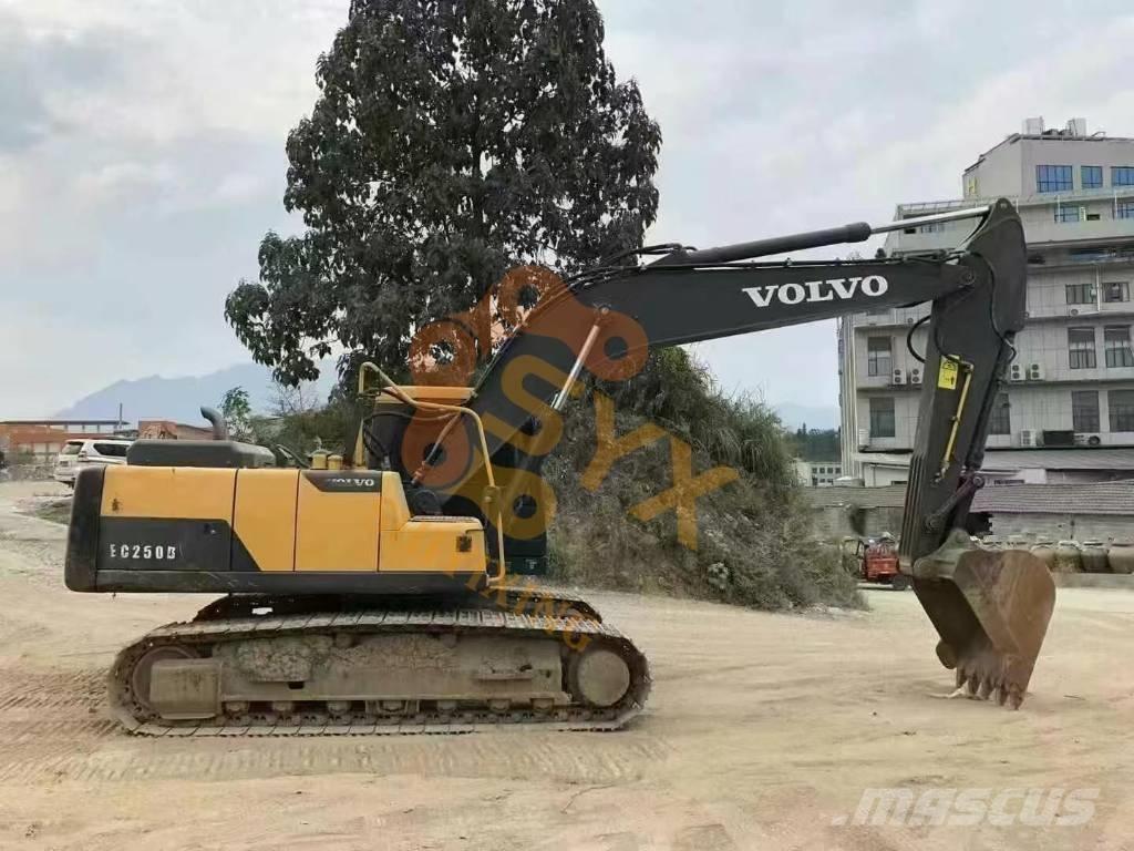 Volvo EC 210 B LC Raupenbagger