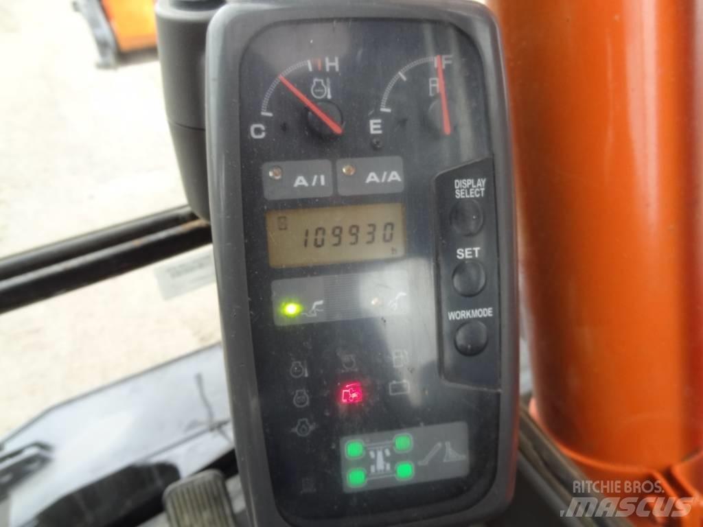 Hitachi EX 160 WD Mobilbagger