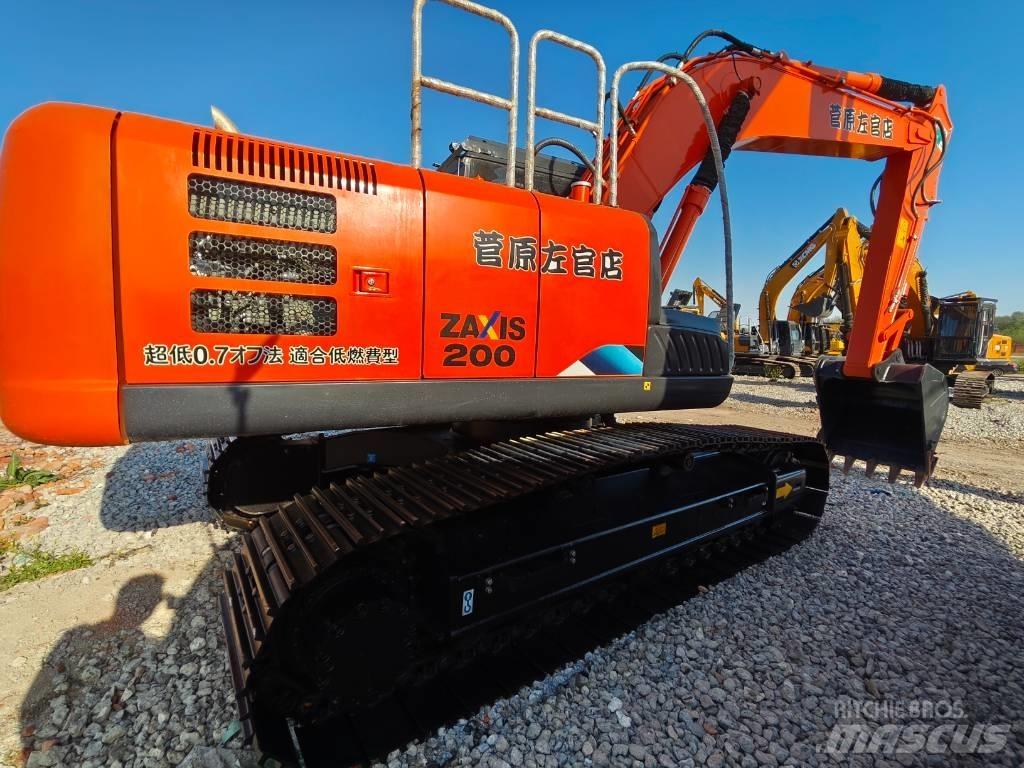 Hitachi ZX 200 Raupenbagger