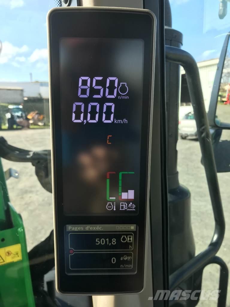 John Deere 6100 M Traktoren