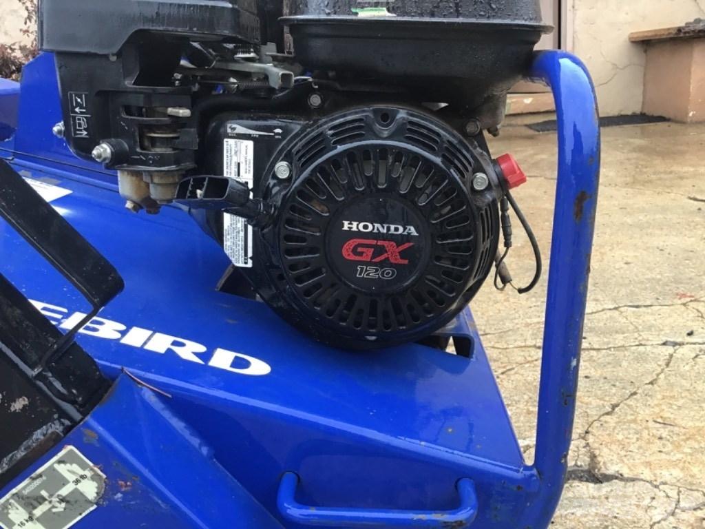 Blue Bird H530A Sonstige Landmaschinen