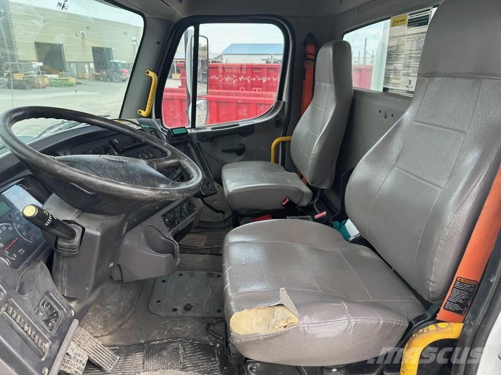 Freightliner 108 SD Andere Fahrzeuge