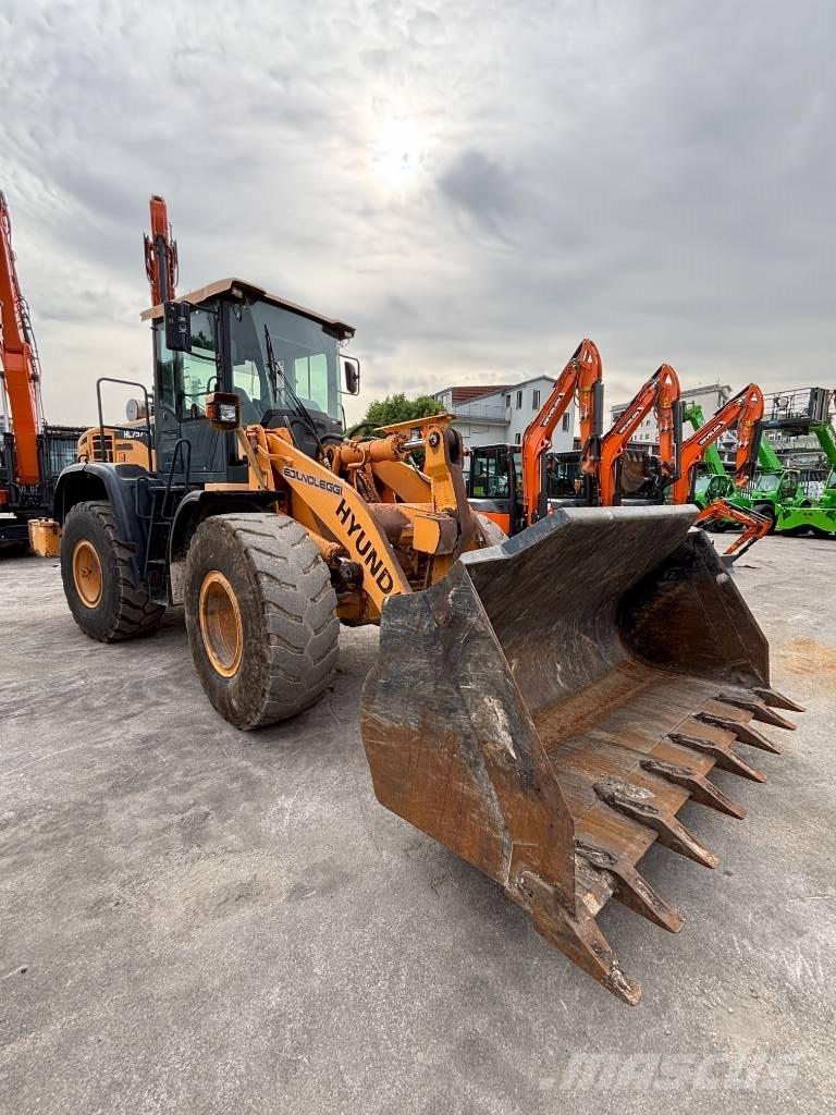 Hyundai HL 757-9 A Radlader