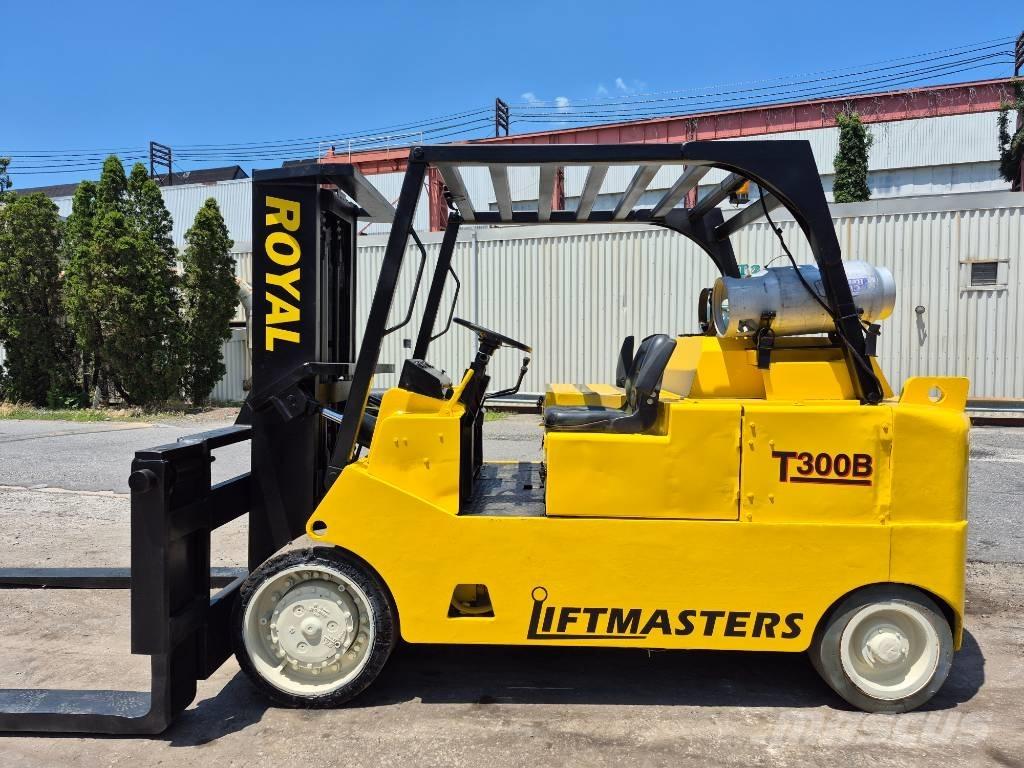 Royal T300B Geländestapler
