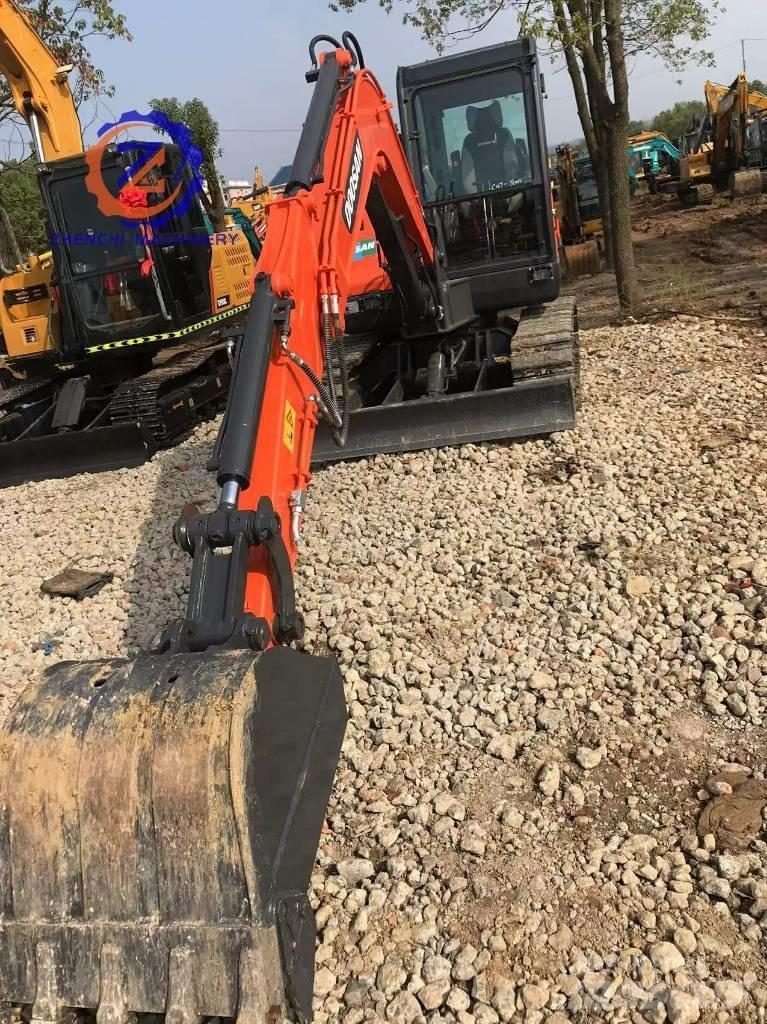 Doosan DX 60 Minibagger < 7t