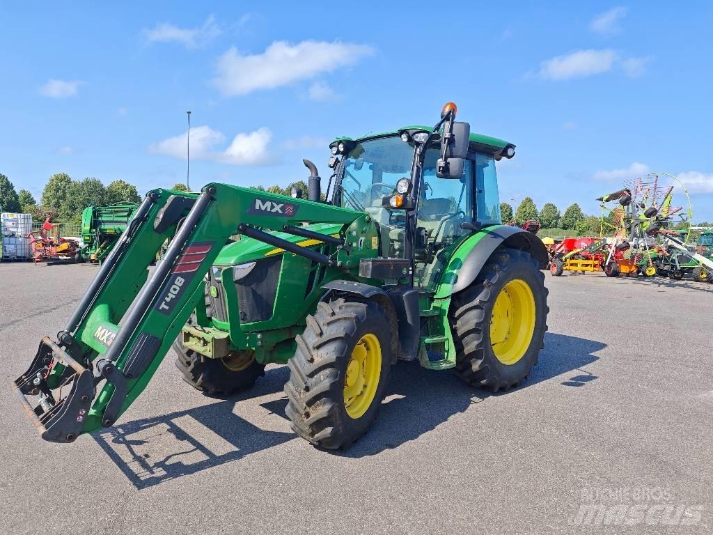 John Deere 5115 R Traktoren