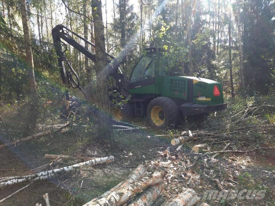 Timberjack 1070 Harvester
