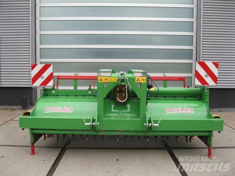 Baselier UKF300 Motoreggen / Rototiller
