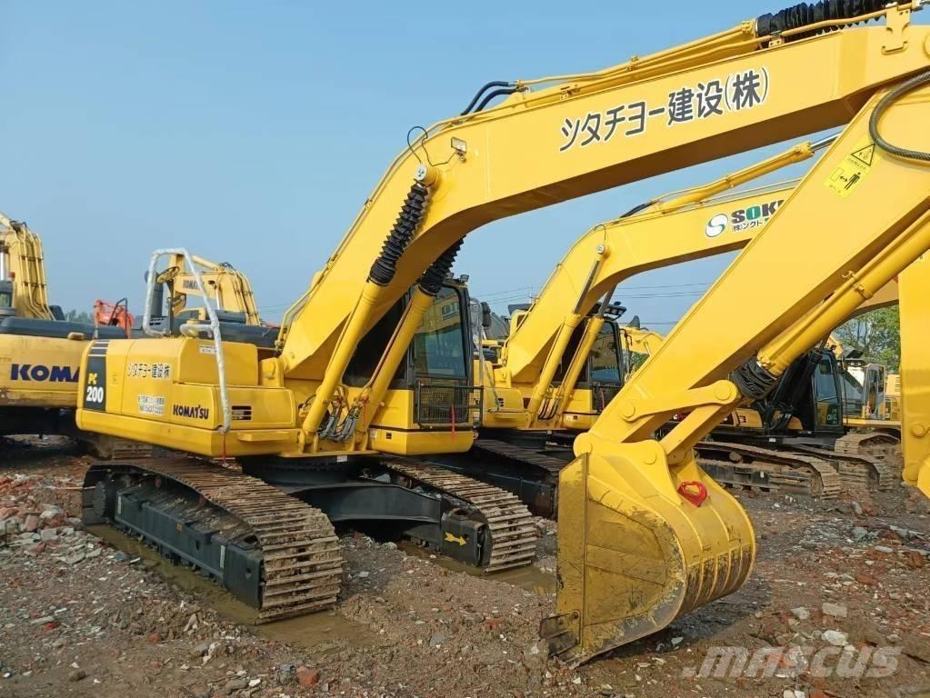 Komatsu PC 200-8 Raupenbagger