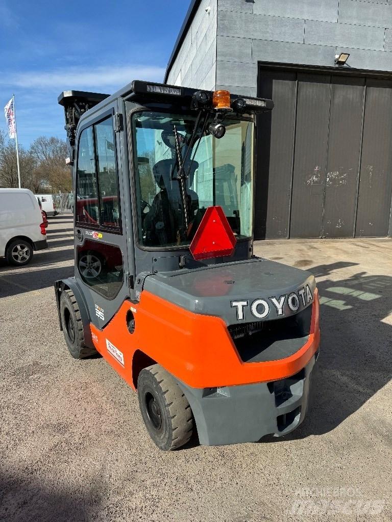Toyota 52-8FDJF35 Diesel heftrucks