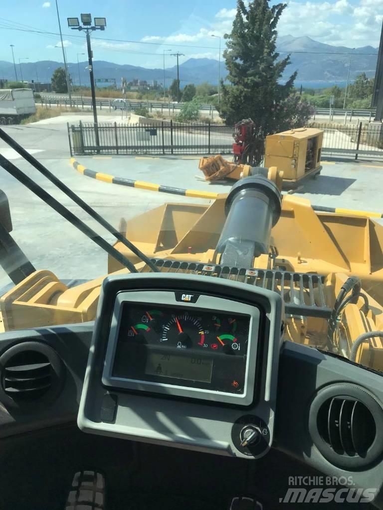 CAT 972M Radlader