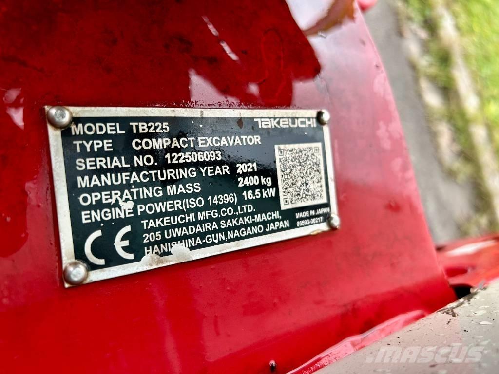 Takeuchi TB 225 Minibagger < 7t