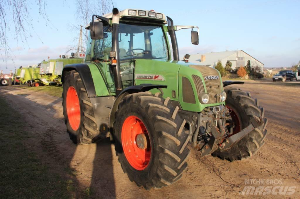 Fendt 716 Traktoren