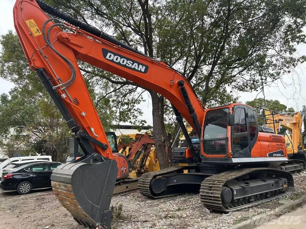 Doosan DX300LC-9c Raupenbagger