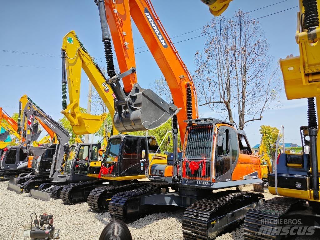 Doosan 225 LC Raupenbagger